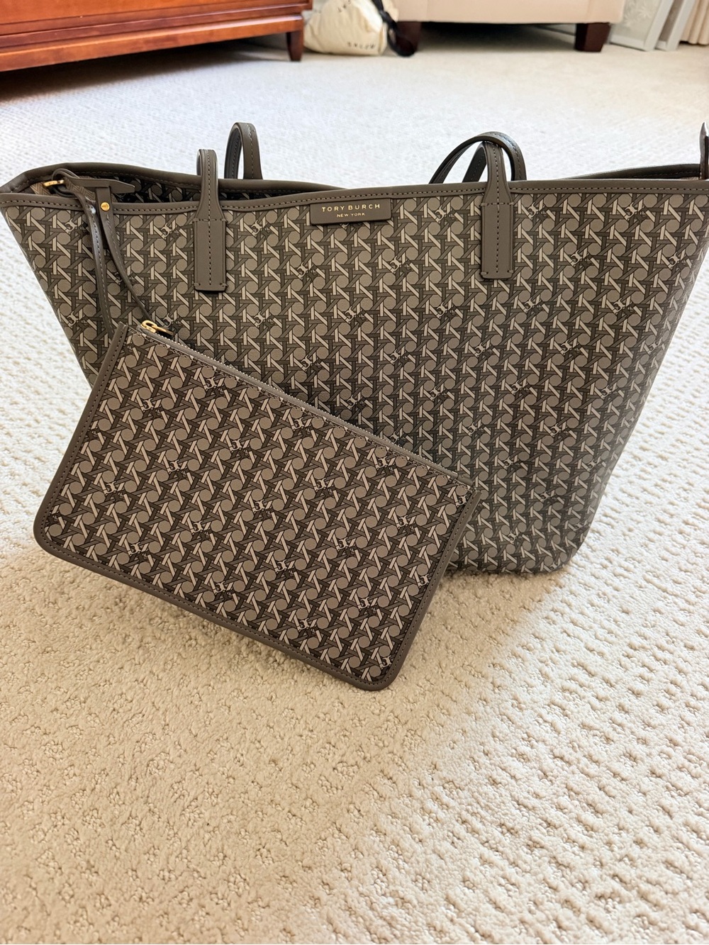 Tory Burch Gray Ever Ready Zip Tote with Matching Zip Pouch